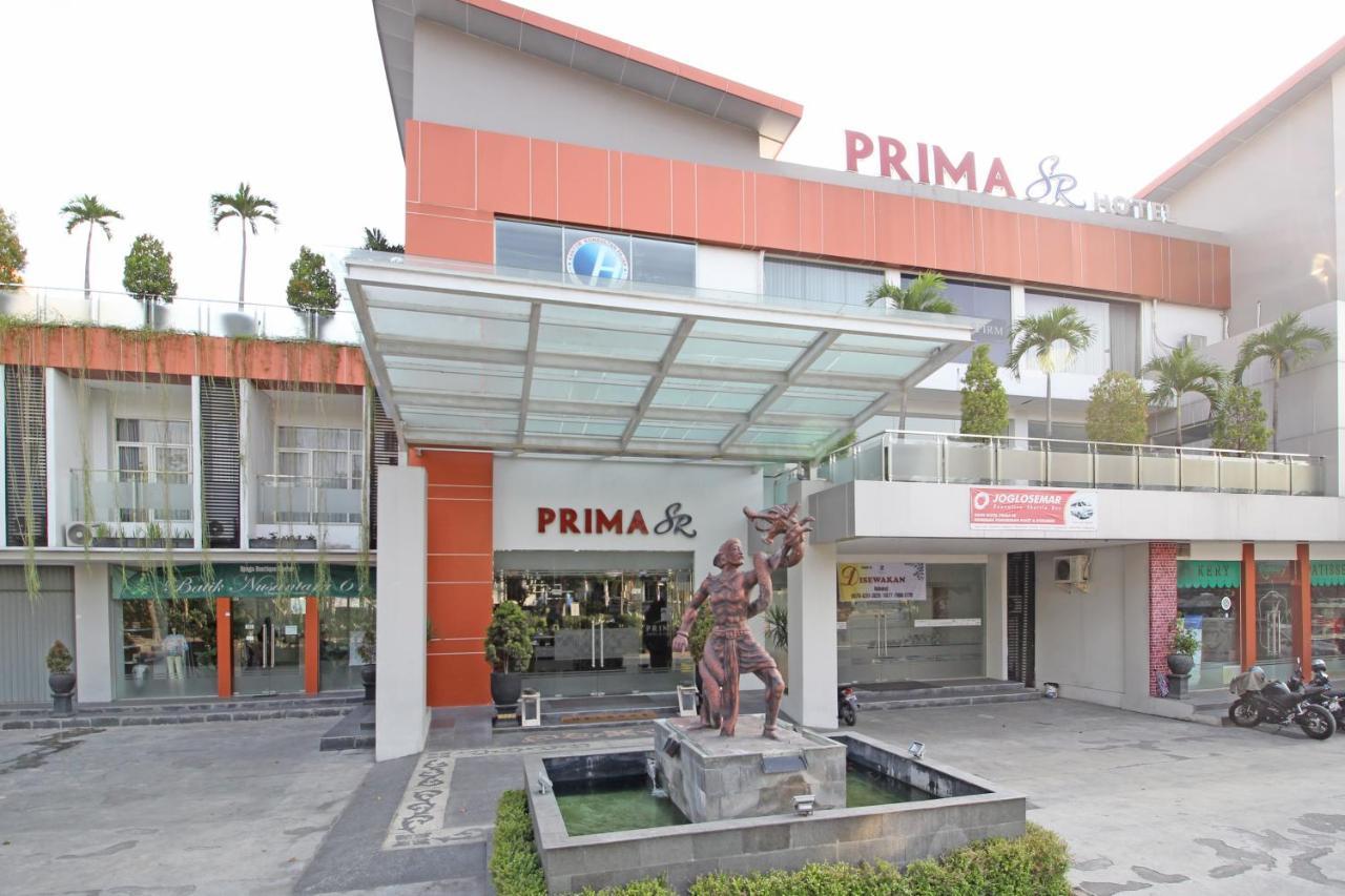 Reddoorz Premium Near Sleman City Hall Yogyakarta Exterior foto